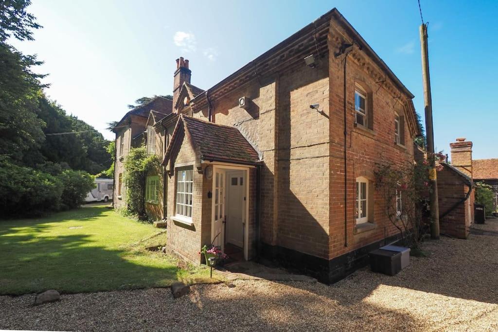 Landford'S Cottage, Your Retreat! Экстерьер фото