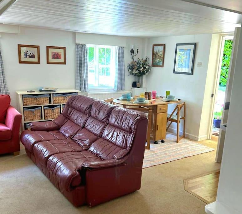 Landford'S Cottage, Your Retreat! Экстерьер фото